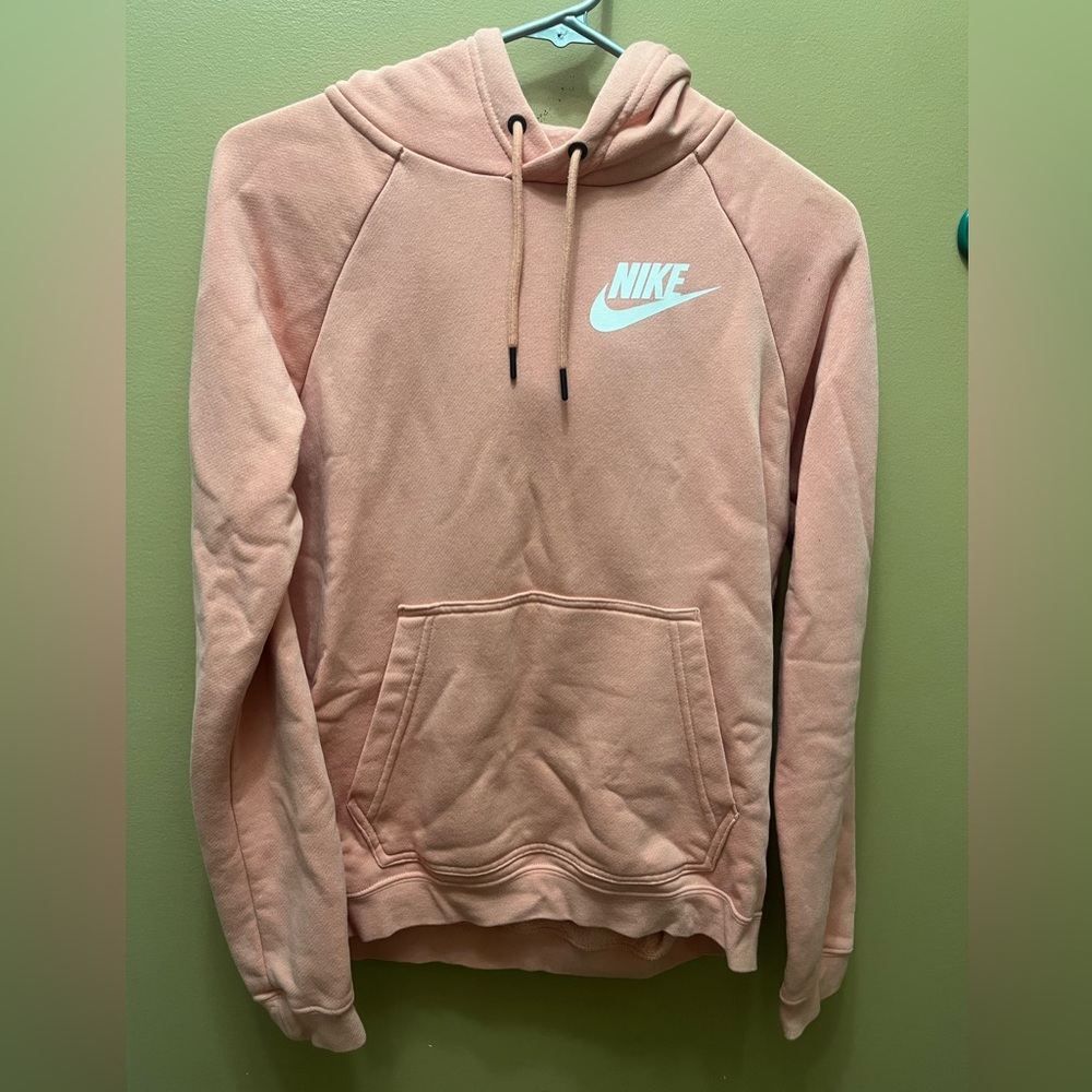 Nike women’s hoodie